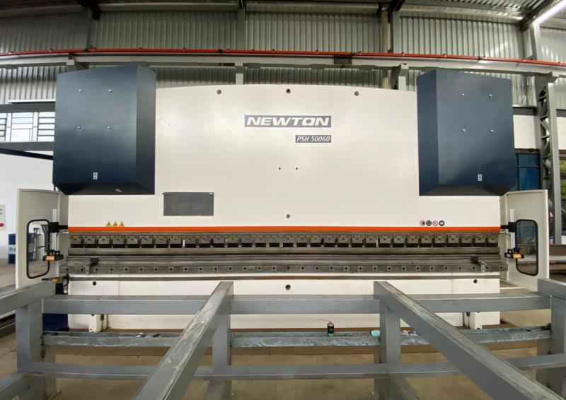 Prensa Dobradeira Hidráulica Newton PSH 50060